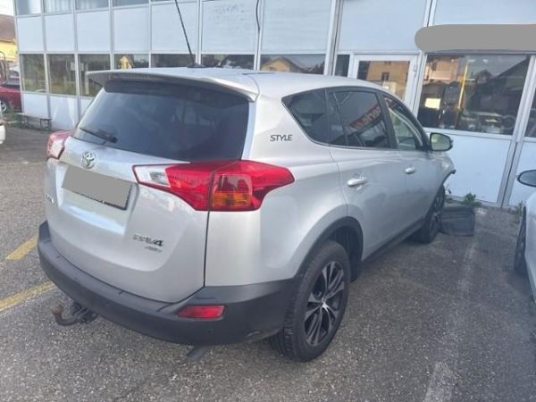 Toyota 2.2 D4D 150 Style RAV4 [SC]