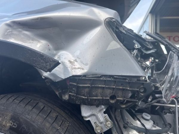 Toyota 2.2 D4D 150 Style RAV4 [SC]
