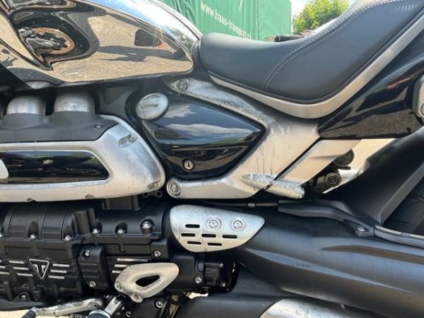 Triumph ABS Rocket III 2500 R [SC]
