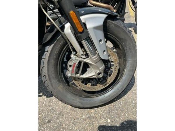Triumph ABS Rocket III 2500 R [SC]
