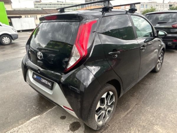 Toyota 1.0 VVTi x Aygo [SC]