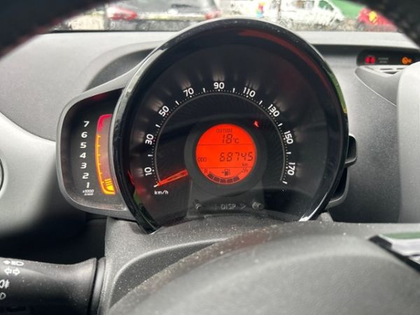 Toyota 1.0 VVTi x Aygo [SC]