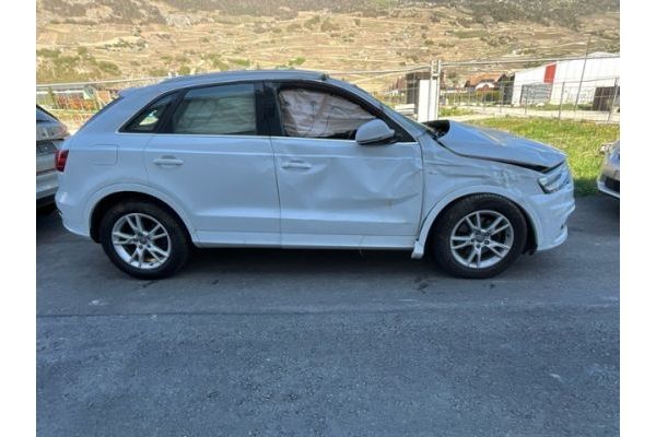 Audi 2.0 TDI 140 quattro STronic Q3 [SC]