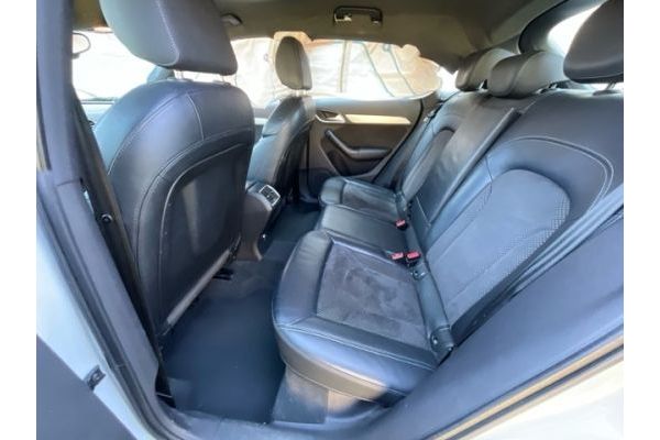 Audi 2.0 TDI 140 quattro STronic Q3 [SC]