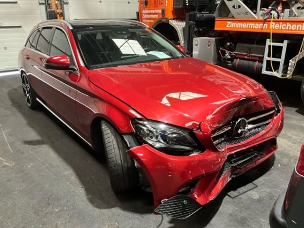 MercedesBenz C 300 Avantgarde 4matic CKlasse S205 Kombi [SC]
