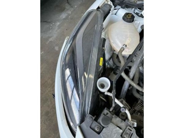 Ford 1.0 EcoB Hybrid STLine X Fiesta [SC]