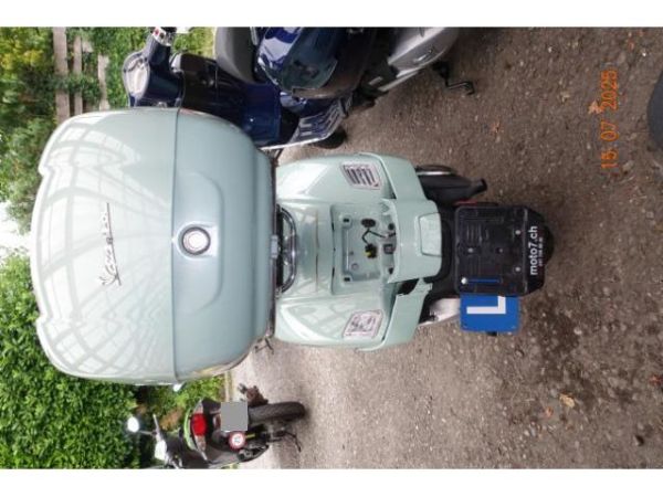 Piaggio ABS/ASR Vespa 300 i.e.GTS Super [SC]