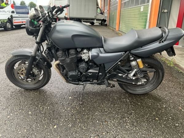 Yamaha  XJR 1200 [SC]