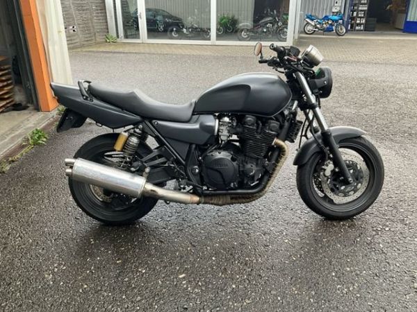 Yamaha  XJR 1200 [SC]