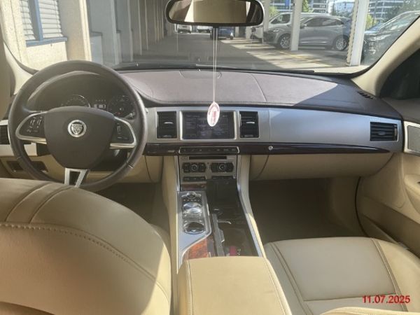 JAGUAR XF 3.0 V6 S/C Luxury 4x4, 340 PS [AZ]