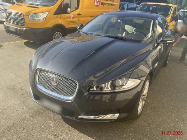 JAGUAR XF 3.0 V6 S/C Luxury 4x4, 340 PS [AZ]