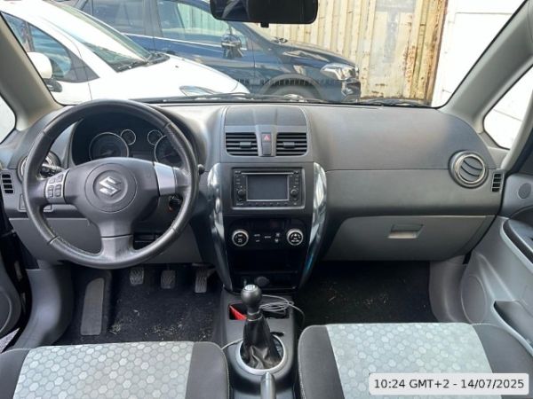 SUZUKI SX4 1.6 16V Compact Top 4WD, 120 PS [AZ]
