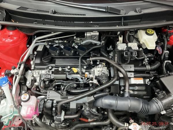 TOYOTA Yaris 1.5 Comfort eCVT, 93 PS [AZ]