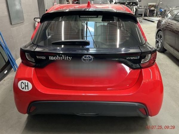TOYOTA Yaris 1.5 Comfort eCVT, 93 PS [AZ]