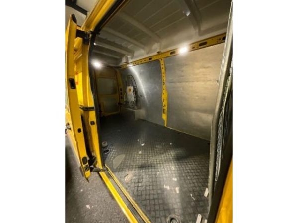 Renault 2.3 dCi 135 TwinTurbo Master Kaw. 3.5 t L3H3 [SC]