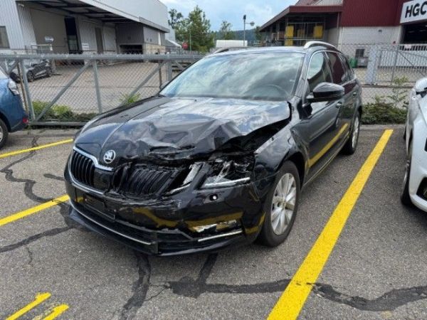 Skoda 1.8 TSI Style 4x4 DSG Octavia Combi [SC]