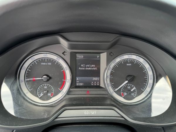 Skoda 1.8 TSI Style 4x4 DSG Octavia Combi [SC]
