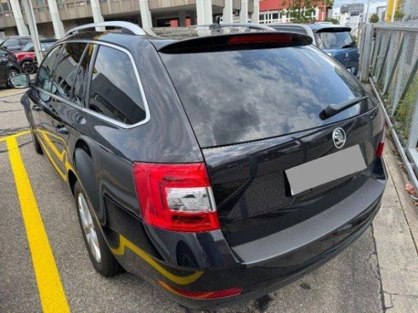 Skoda 1.8 TSI Style 4x4 DSG Octavia Combi [SC]