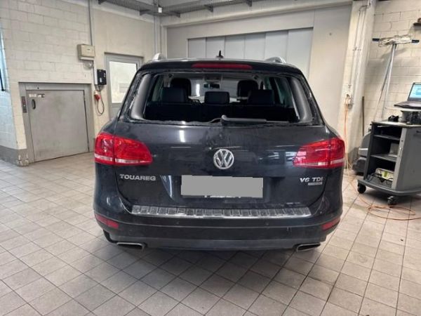 VW 3.0 V6 TDI 245 BlueMT Touareg [SC]