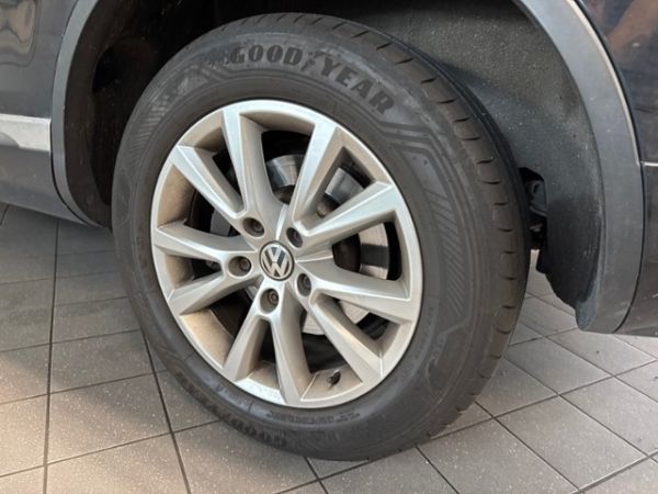VW 3.0 V6 TDI 245 BlueMT Touareg [SC]