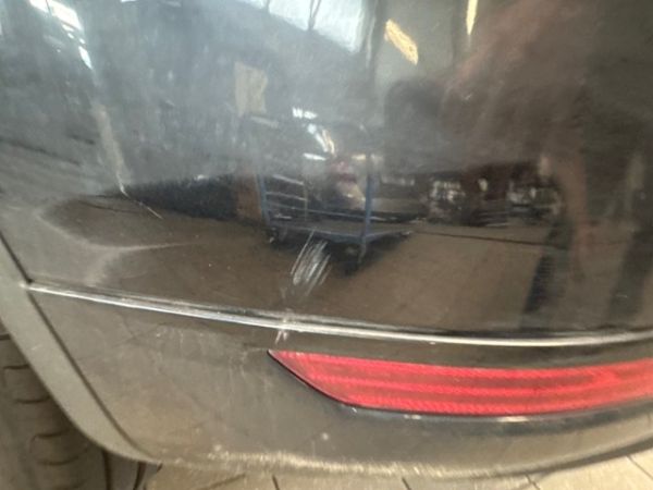 VW 3.0 V6 TDI 245 BlueMT Touareg [SC]