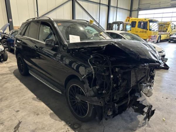 MercedesBenz ML 350 CDI BlueTec MKlasse W166 [SC]