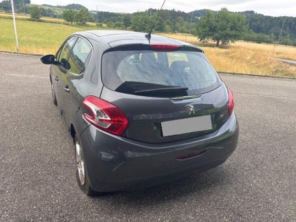 Peugeot 1.6 eHDI 115 Allure 208 [SC]