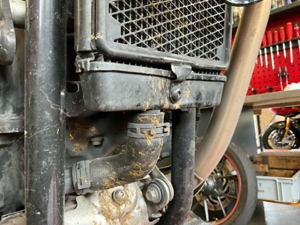 Triumph 900i ABS Street Twin [SC]