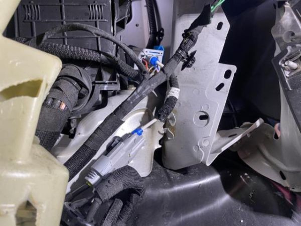 Opel 1.5 D 102 S/S Vivaro Cargo 2.7 t M [SC]