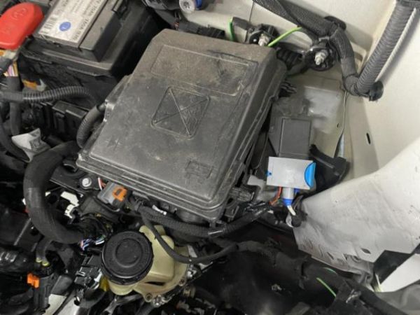 Opel 1.5 D 102 S/S Vivaro Cargo 2.7 t M [SC]