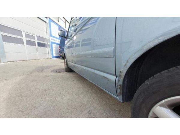 VW 2.5 TDI 131 Family T5 Multivan [SC]