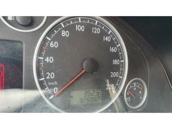 VW 2.5 TDI 131 Family T5 Multivan [SC]