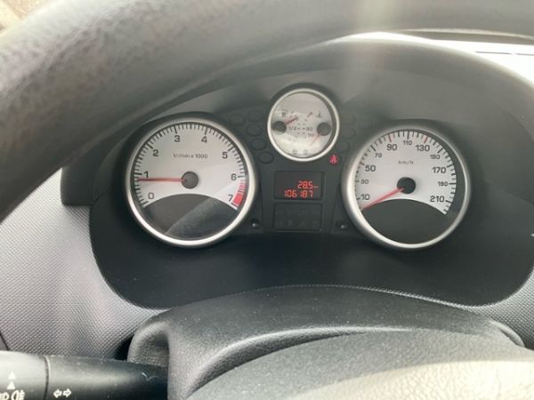 Peugeot 1.4 Trendy 206+ [SC]