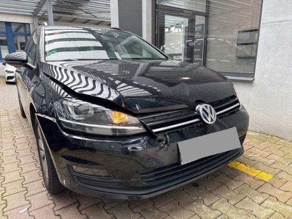 VW 1.4 TSI 125 Comfortline Golf VII Variant [SC]