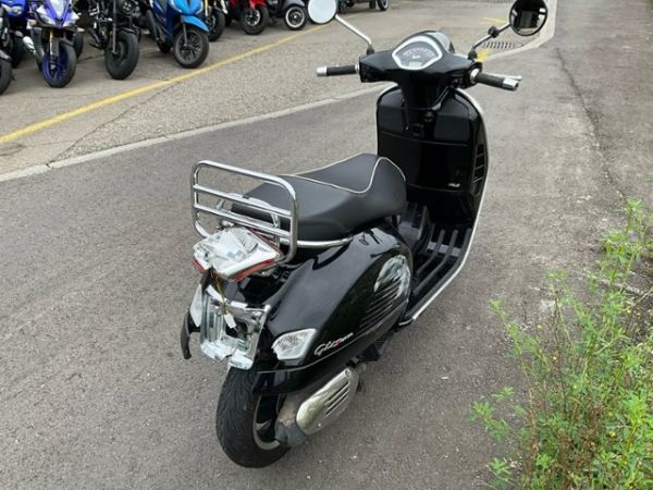 Piaggio ABS Vespa 125 GTS [SC]