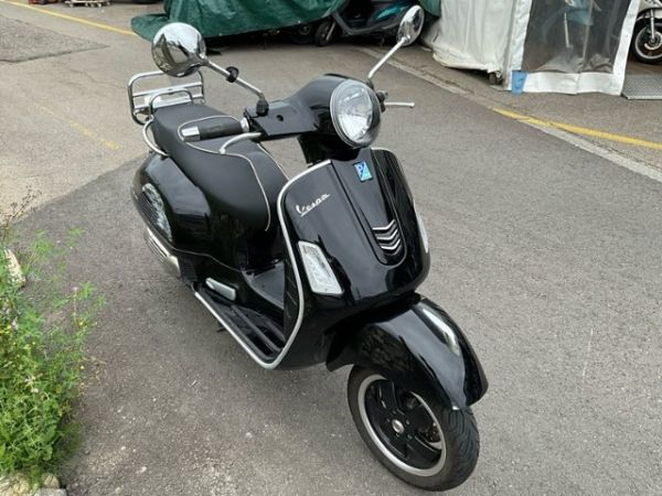 Piaggio ABS Vespa 125 GTS [SC]