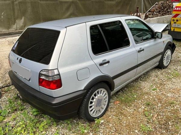 VW 1.8 75 CL Golf III [SC]