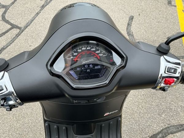 Piaggio ABS/ASR Vespa 300 i.e.GTS Super [SC]