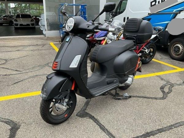 Piaggio ABS/ASR Vespa 300 i.e.GTS Super [SC]