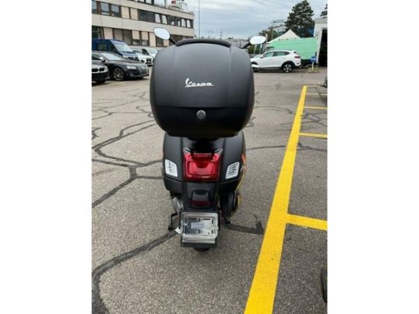Piaggio ABS/ASR Vespa 300 i.e.GTS Super [SC]