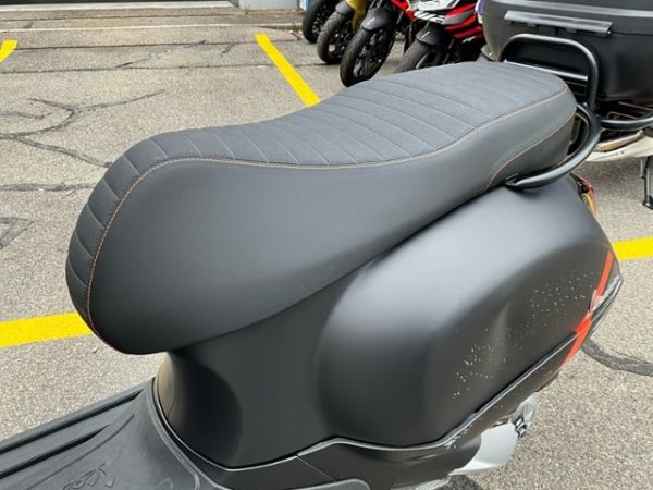 Piaggio ABS/ASR Vespa 300 i.e.GTS Super [SC]