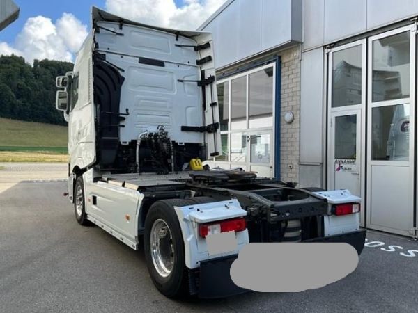 Renault 4x2 T520 [SC]