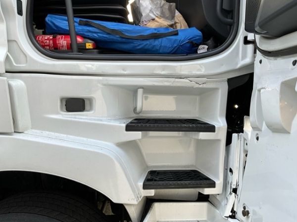 Renault 4x2 T520 [SC]