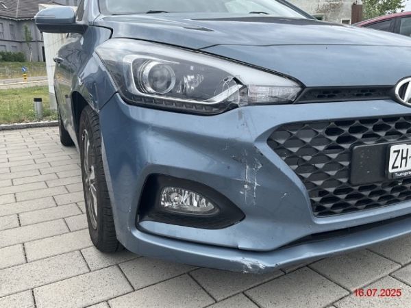 HYUNDAI i20 1.0 TGDi Amplia, 100 PS [AZ]