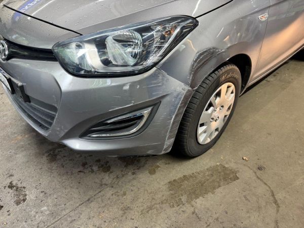 HYUNDAI i20 1.4 Style 1.4, 101 PS [AZ]
