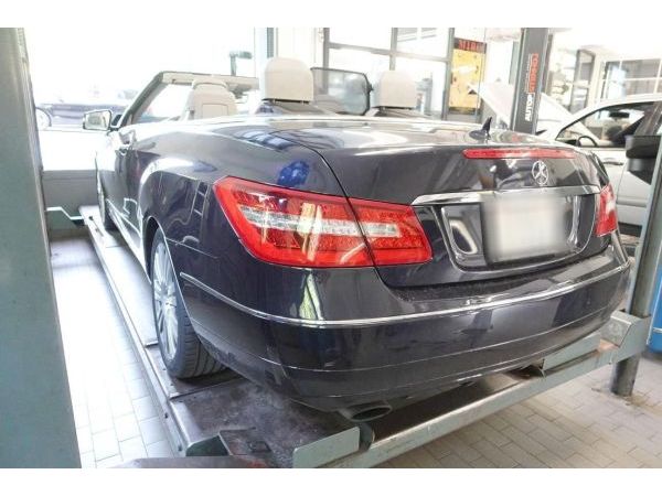 MERCEDESBENZ E 250 CGI BlueEfficiency Automatic, 204 PS [AZ]