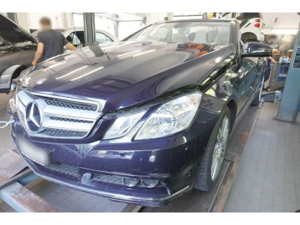 MERCEDESBENZ E 250 CGI BlueEfficiency Automatic, 204 PS [AZ]