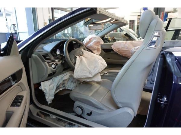 MERCEDESBENZ E 250 CGI BlueEfficiency Automatic, 204 PS [AZ]