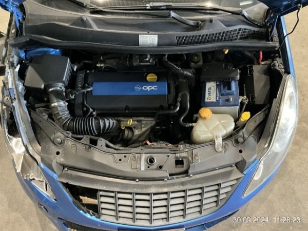 OPEL Corsa 1.6 Turbo OPC, 192 PS [AZ]