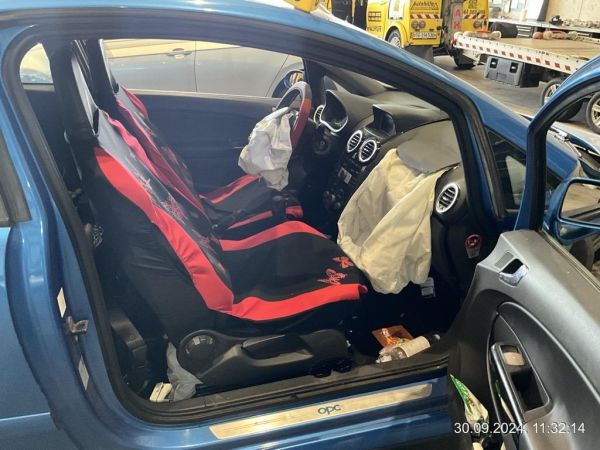 OPEL Corsa 1.6 Turbo OPC, 192 PS [AZ]